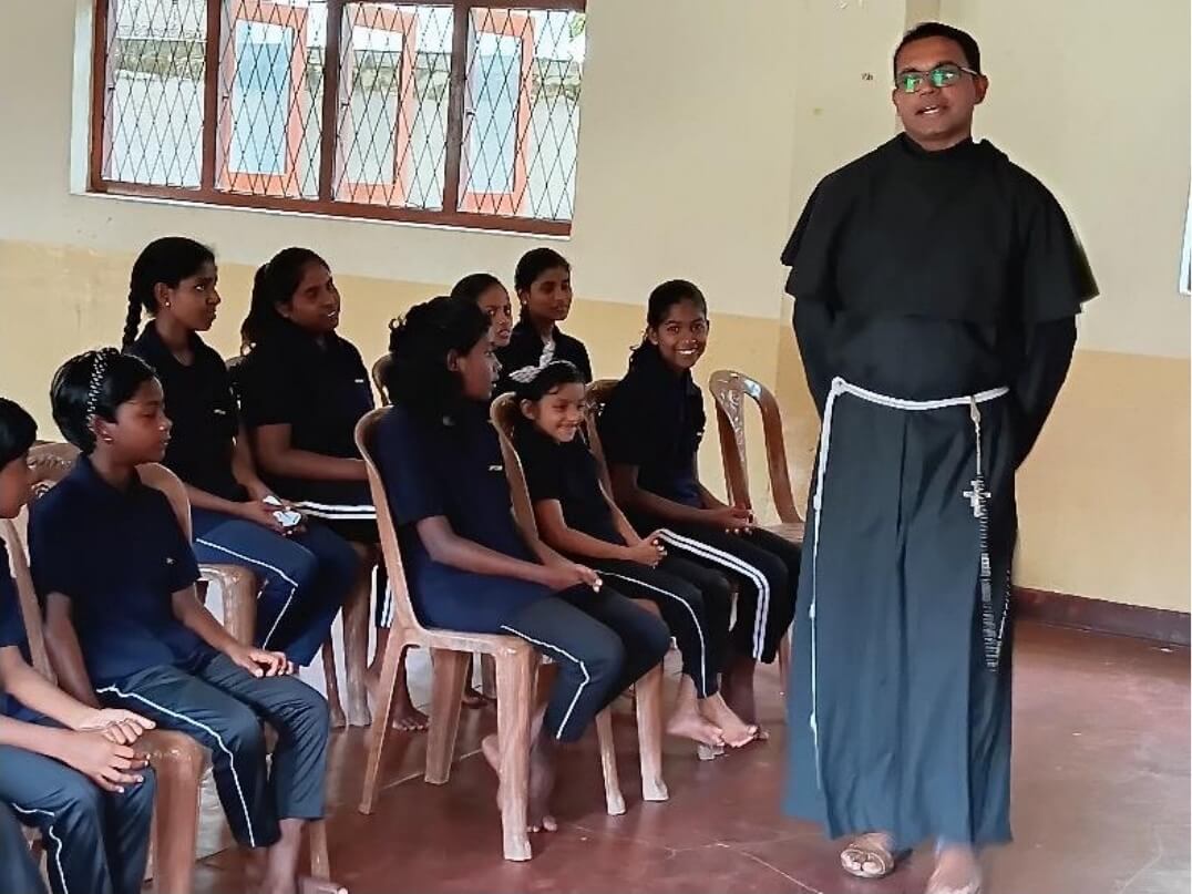 Dom Dziecka Lucia Perotti, Sri Lanka